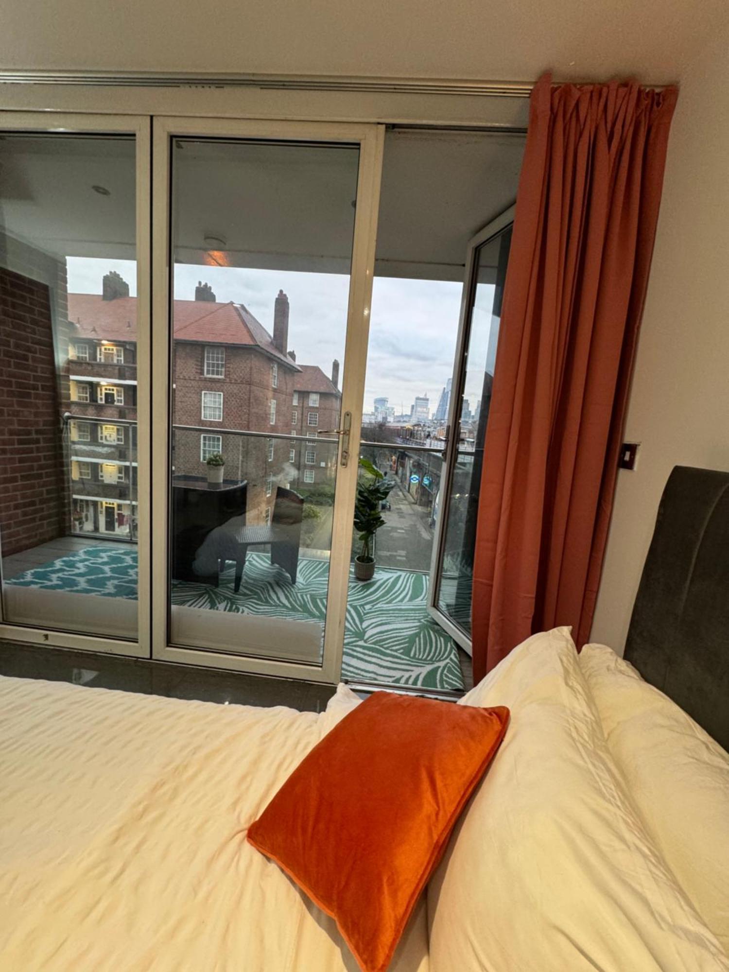 Cosy Luxurious Room In The Heart Of London Exterior photo